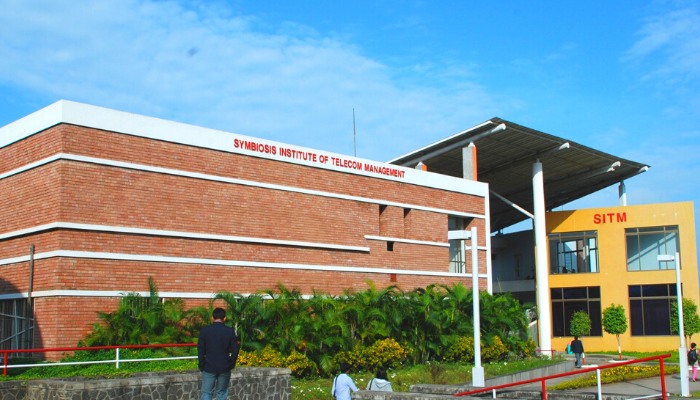 From guest lecturers to case study competitions, here’s an insight to starting your life at SIDTM Pune -By Soumya Bajpai