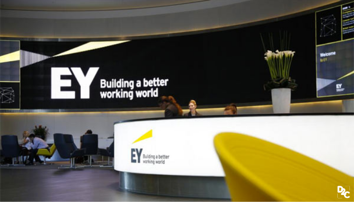 Ernst & Young Is Hiring Fresh Graduates As Interns!