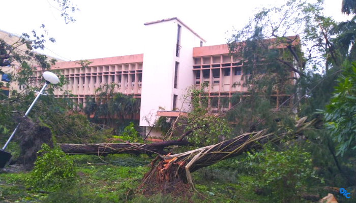 Ferocious cyclone Amphan hits IIM Calcutta - Dare2Compete