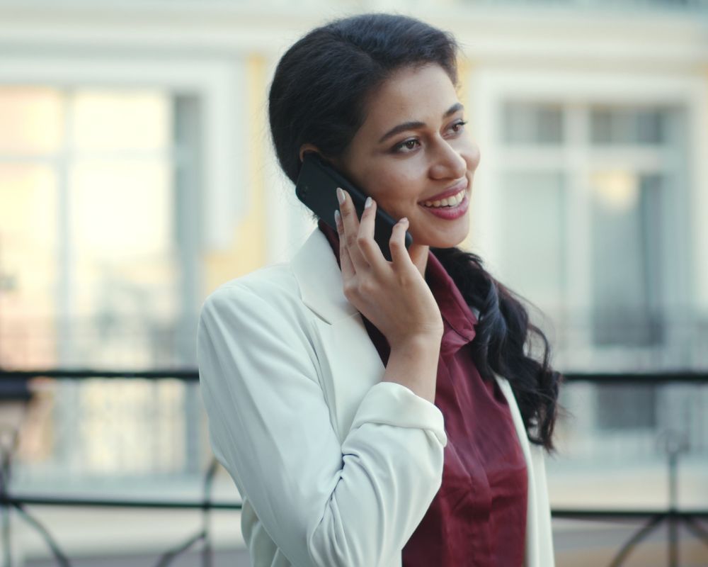 Declining a job offer over the phone in a professional manner 